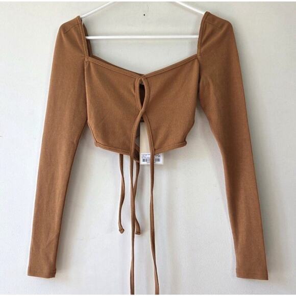 Meshki XS Janet Long Sleeve Cutout Top Ribbed Crop Tie Back Keyhole Y2K New S9 - Picture 2 of 5